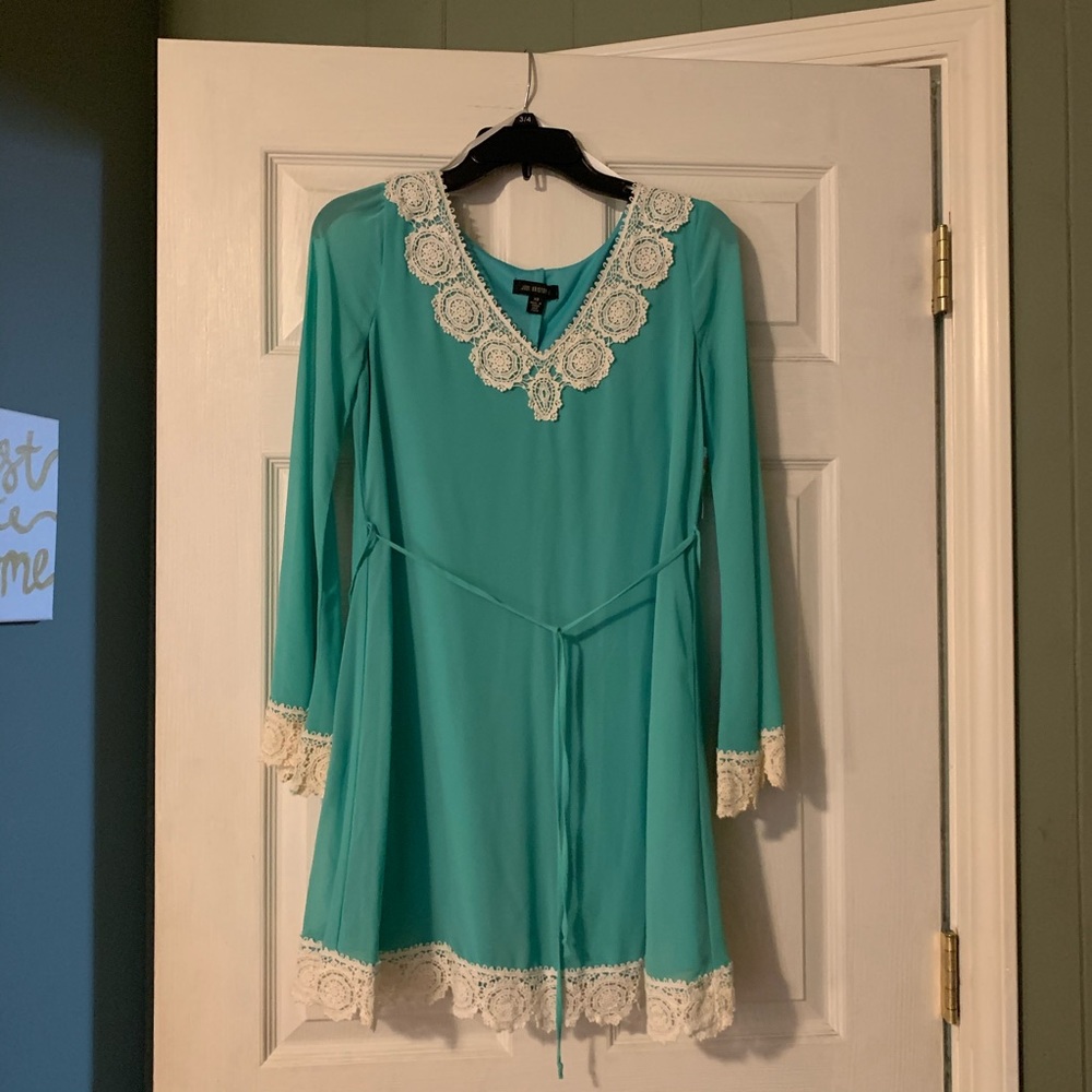 Lace trim Long sleeve, Jodi Kristopher XS, NWT
